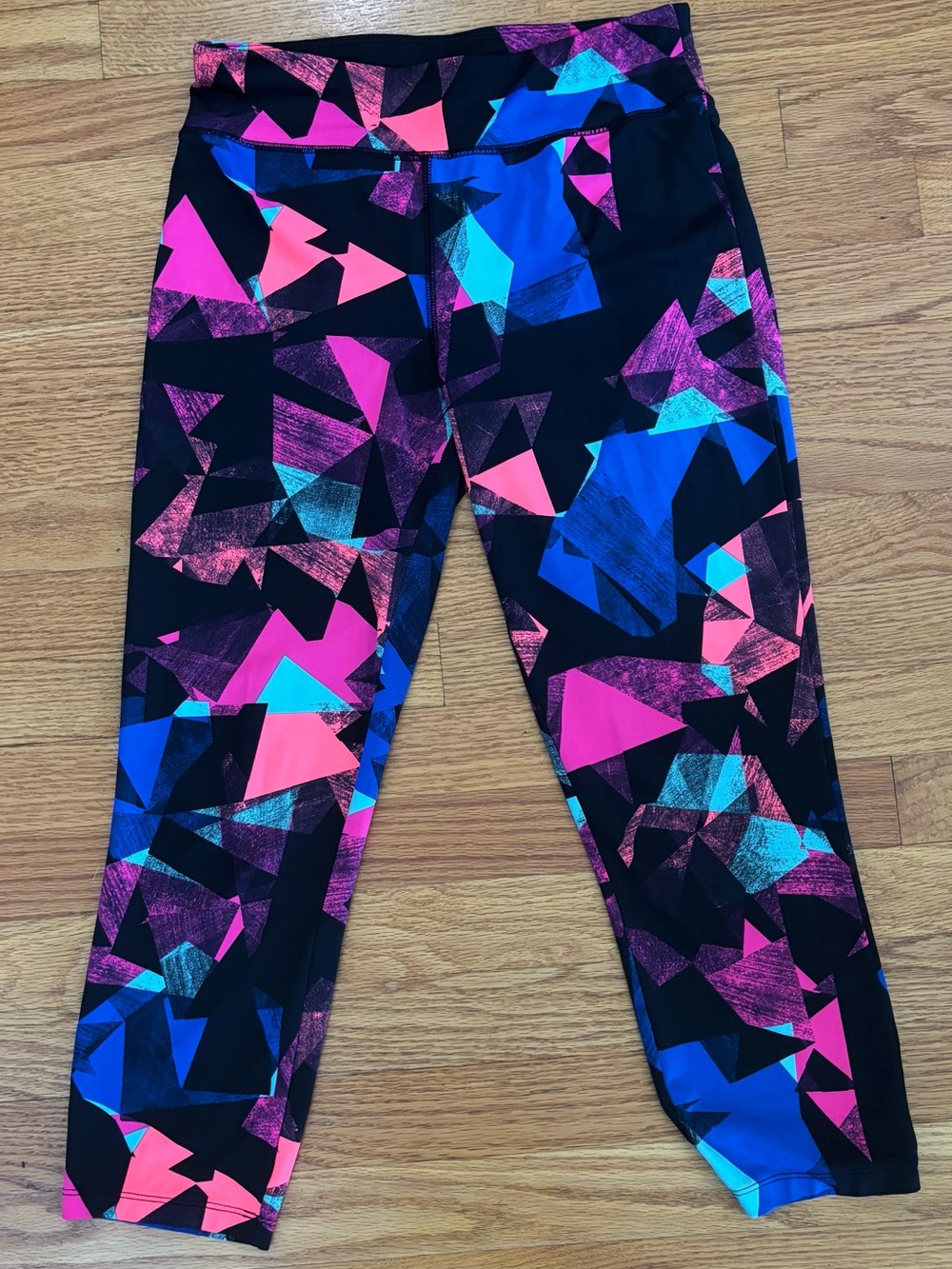 City Streets Leggings Women’s Medium Multicolor Geometric Pattern Athleticwear